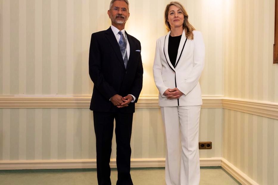 Jaishankar discusses bilateral ties with Canadian counterpart in Munich