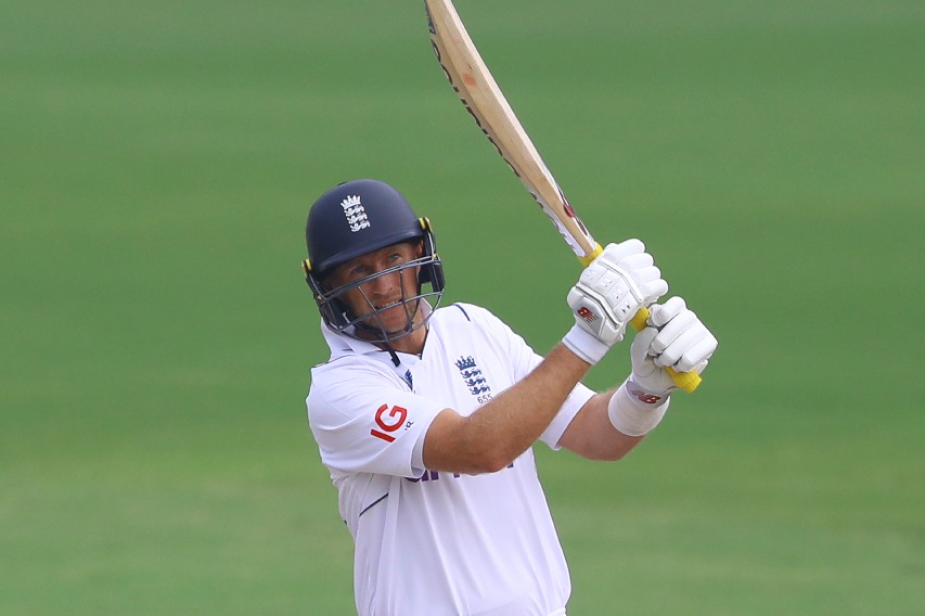 4th Test: Joe Root remains unbeaten on 122 as India bowl out England for 353