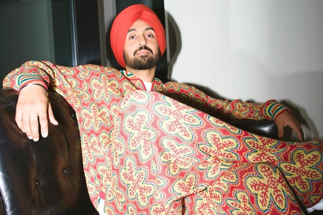 Diljit Dosanjh exudes unmatched swag in ‘Naina’ from ‘Crew’