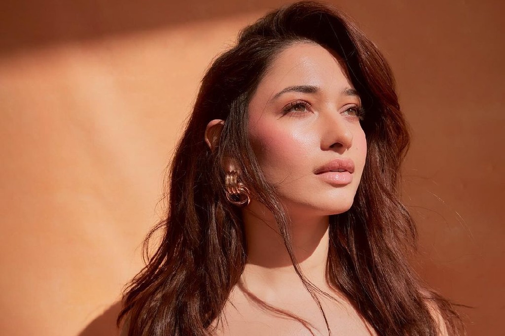 Tamannaah says it's 'only the beginning' as she clocks 19 years in showbiz