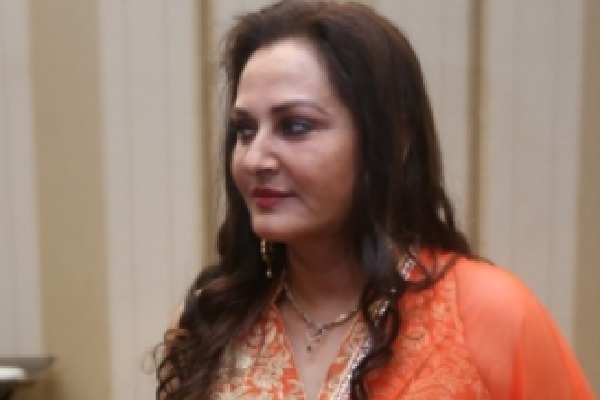 Senior Actress and Former BJP MP Jayaprada Surrenders in Rampur Court