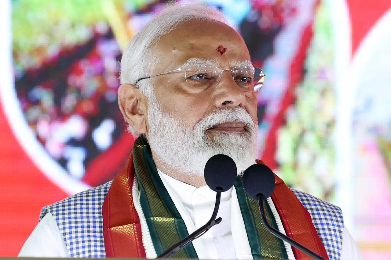 'Parivarvad a threat to democracy', PM Modi attacks Oppn