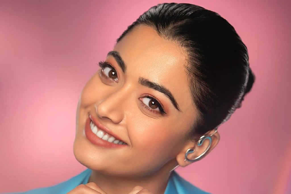 Rashmika dubs first time in Malayalam for ‘The Girlfriend’ teaser; director showers praise