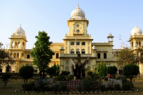 Lucknow University’s historic building to get a makeover