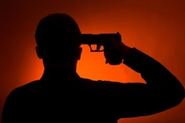 CISF personnel shoots himself dead at Delhi's Nangloi metro station