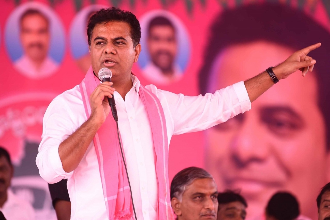 KTR writes to Revanth Reddy on weavers' issues