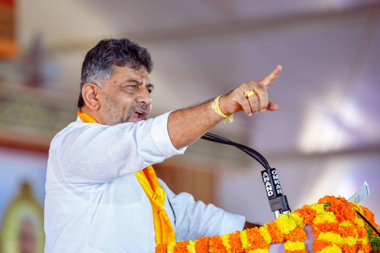 K'taka BJP moves ECI against Shivakumar's remarks on 'bringing down Vokkaliga CM'