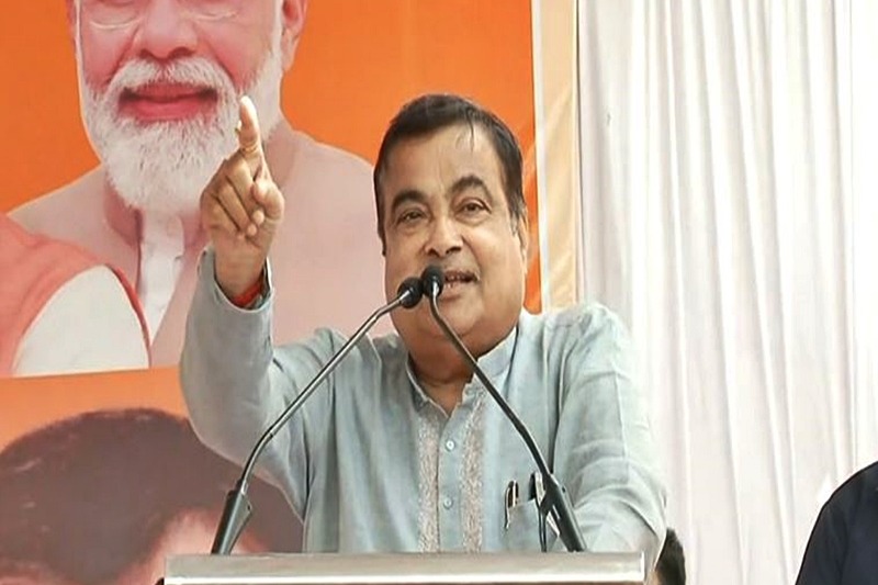 Maharashtra: Nitin Gadkari faints while addressing Yavatmal poll rally; fine now