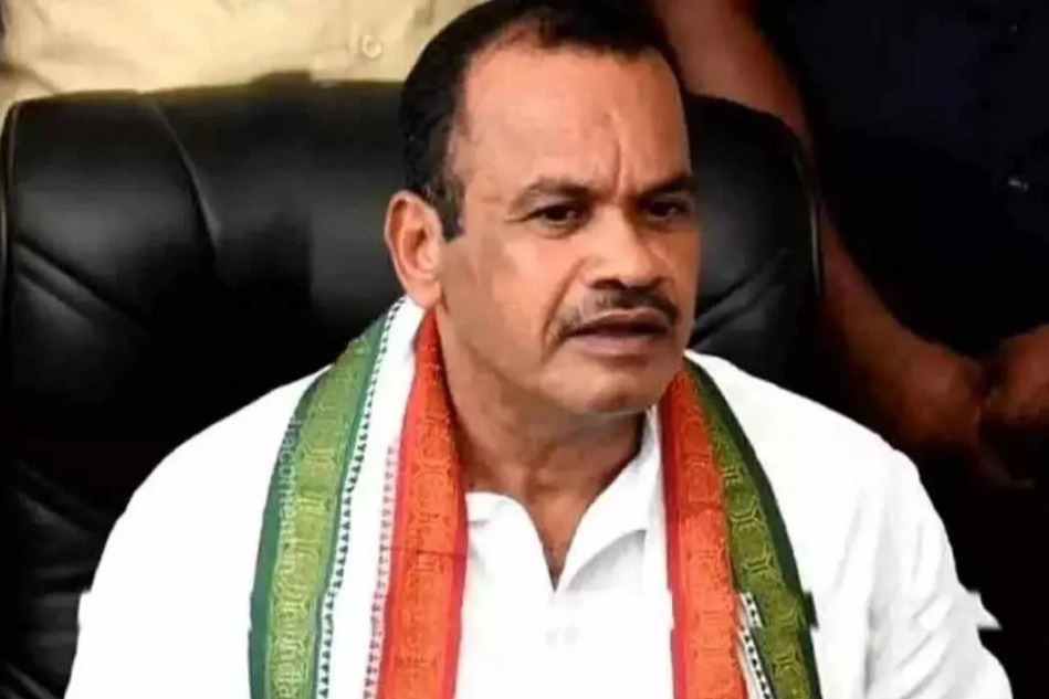 Minister Komatireddy issues challenge: Will resign if BRS wins 8 seats