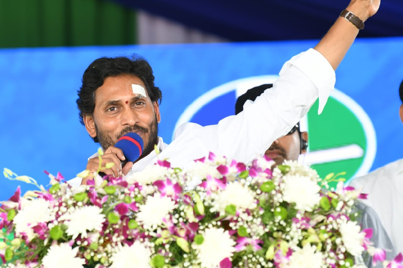 Opposition involved my sisters in conspiracies, says Andhra CM Jagan