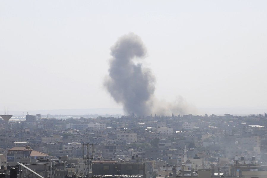 After Hamas rocket attack, 16 killed in Israeli airstrikes in Rafah