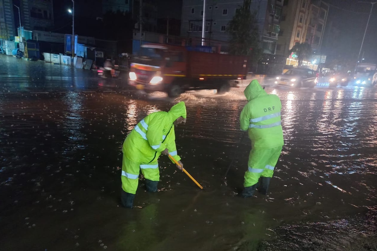 Four killed as heavy rain lashes parts of Telangana