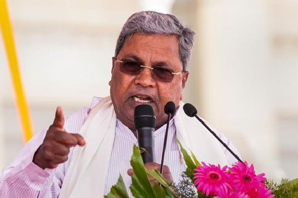 PM Modi trying to exploit people emotionally with his 'bury' remark: CM Siddaramaiah