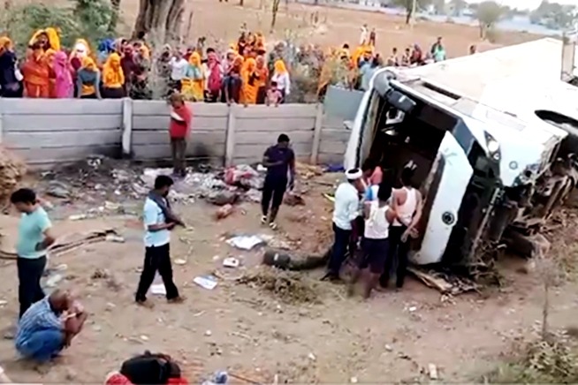 One dead, over 22 injured as bus falls off culvert on Delhi-Mumbai Expressway