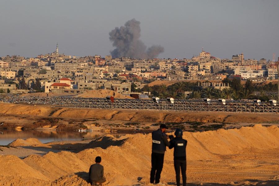 IDF takes control of key Gaza-Egypt border road, discovers 20 tunnels