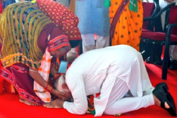 PM Modi again praise Swachh Bharat crusader Kamala Moharana