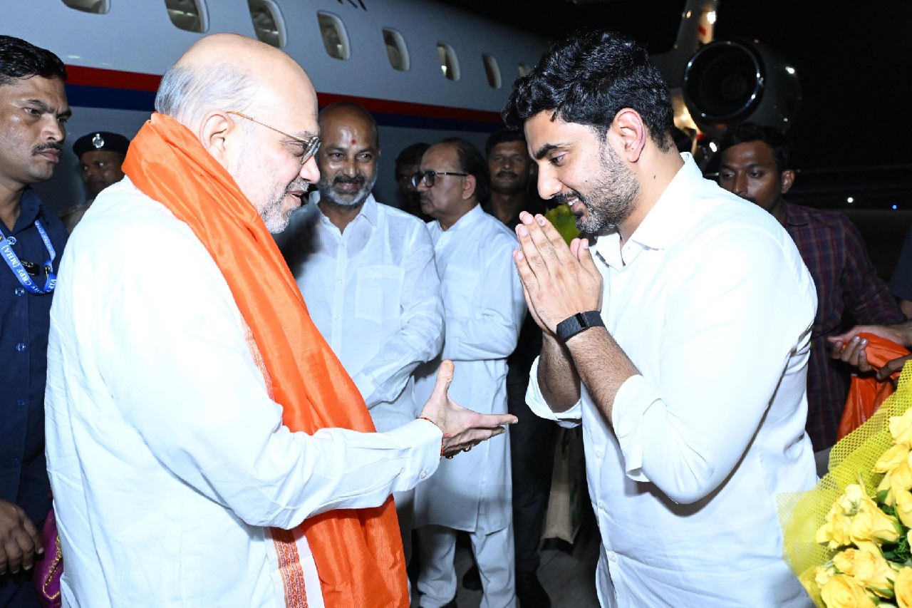 Amit Shah, Nadda meet Chandrababu Naidu ahead of swearing-in