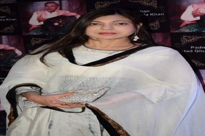 What's this 'rare sensory hearing loss' that singer Alka Yagnik was diagnosed with?