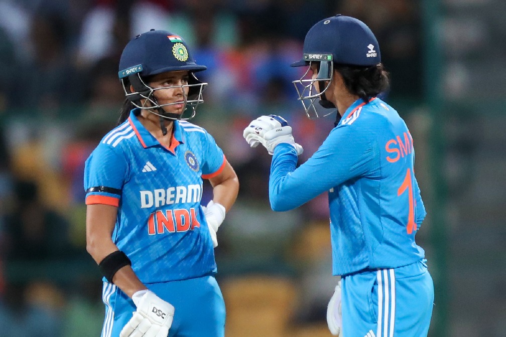 Mandhana's masterclass and Reddy's brilliance trounce South Africa 3-0