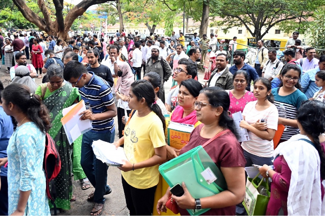 NEET-UG paper leak: SC asks Centre, NTA to initiate action against wrong beneficiaries, next hearing on July 11