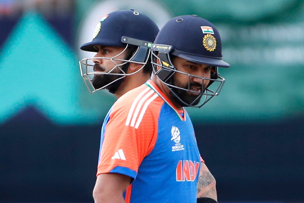 Rohit & Virat are 'irreplaceable' in Indian team in any format: Kapil Dev