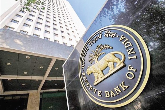 Minor disruptions only in 10 Indian banks due to Microsoft global
 outage, says RBI