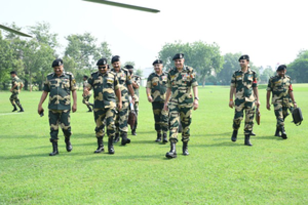 BSF chief inspects International Border in Jammu, interacts with personnel