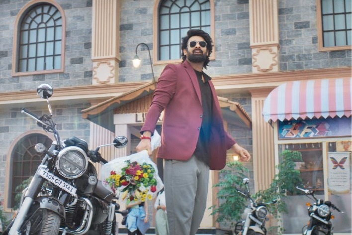 Prabhas looks dashing, oozes self-love in ‘The Raja Saab’ 1st look