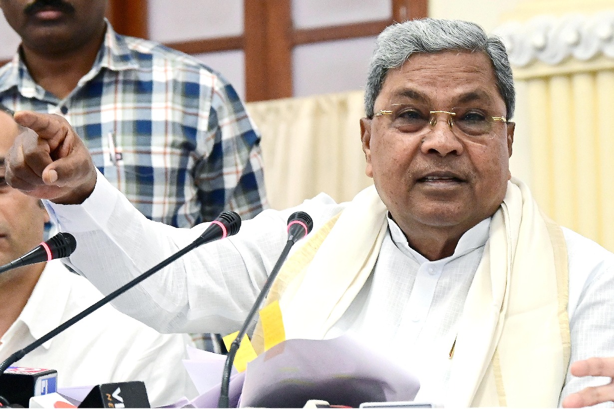 Another complaint against CM Siddaramaiah filed in K'taka Governor's office