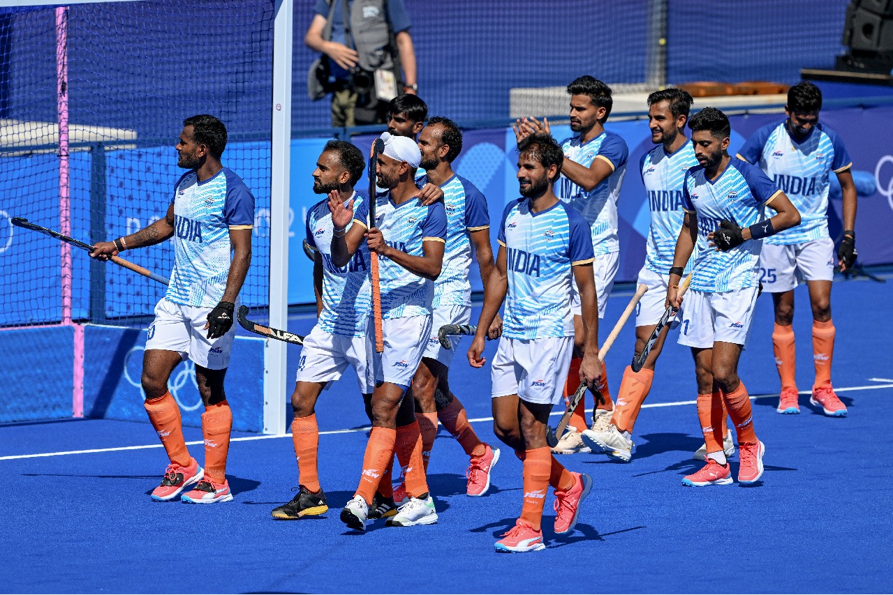 Telangana, Andhra Pradesh CMs congratulate Indian hockey team