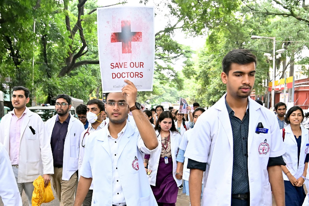 Avoid allotting night duties to women doctors, says Bengal govt