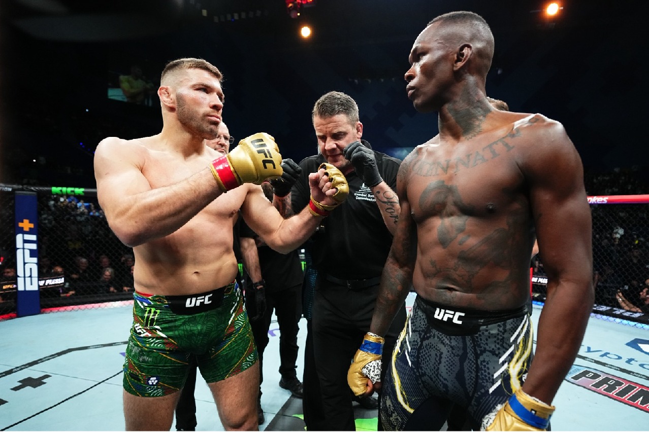 'I've the utmost respect for him': Du Plessis after retaining middleweight UFC title vs Adesanya