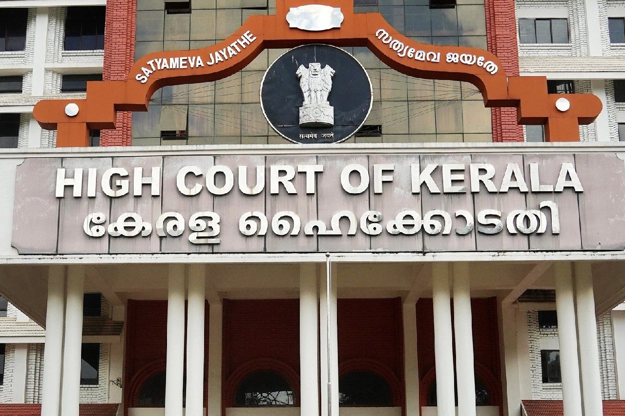 Kerala HC dismisses PIL challenging Hindi names to three new laws