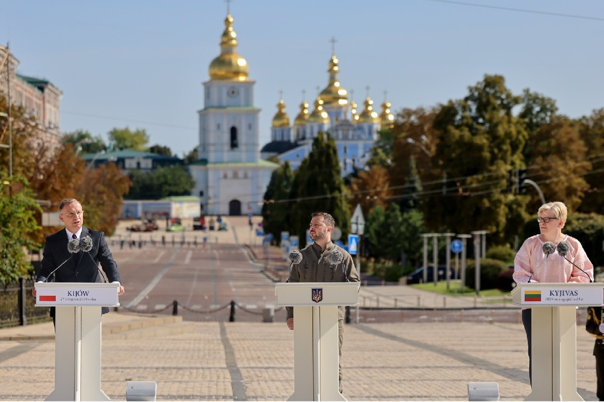 Hours after PM Modi's visit, Poland President travels to Kyiv for Ukraine's I-Day celebrations