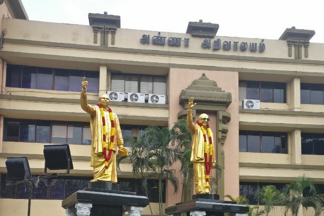 Man taken into custody for hurling beer bottles at DMK headquarters in Chennai