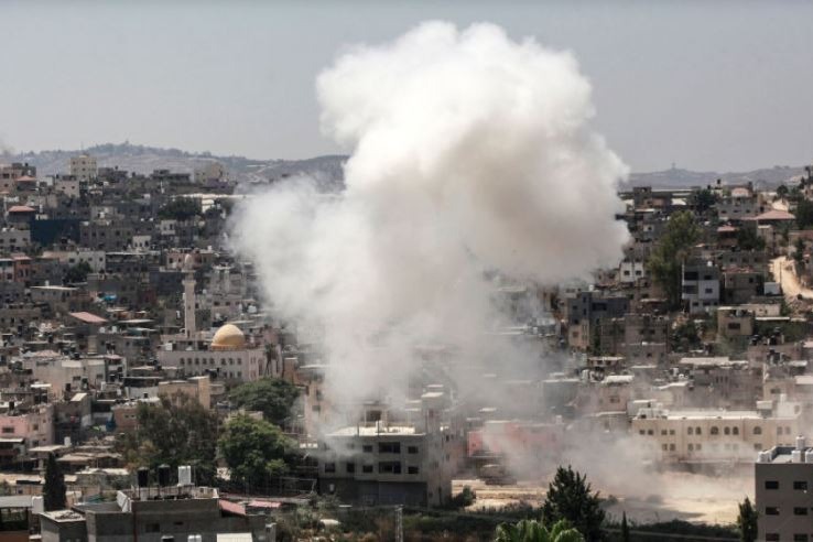 5 Palestinians killed by Israeli bombing in West Bank