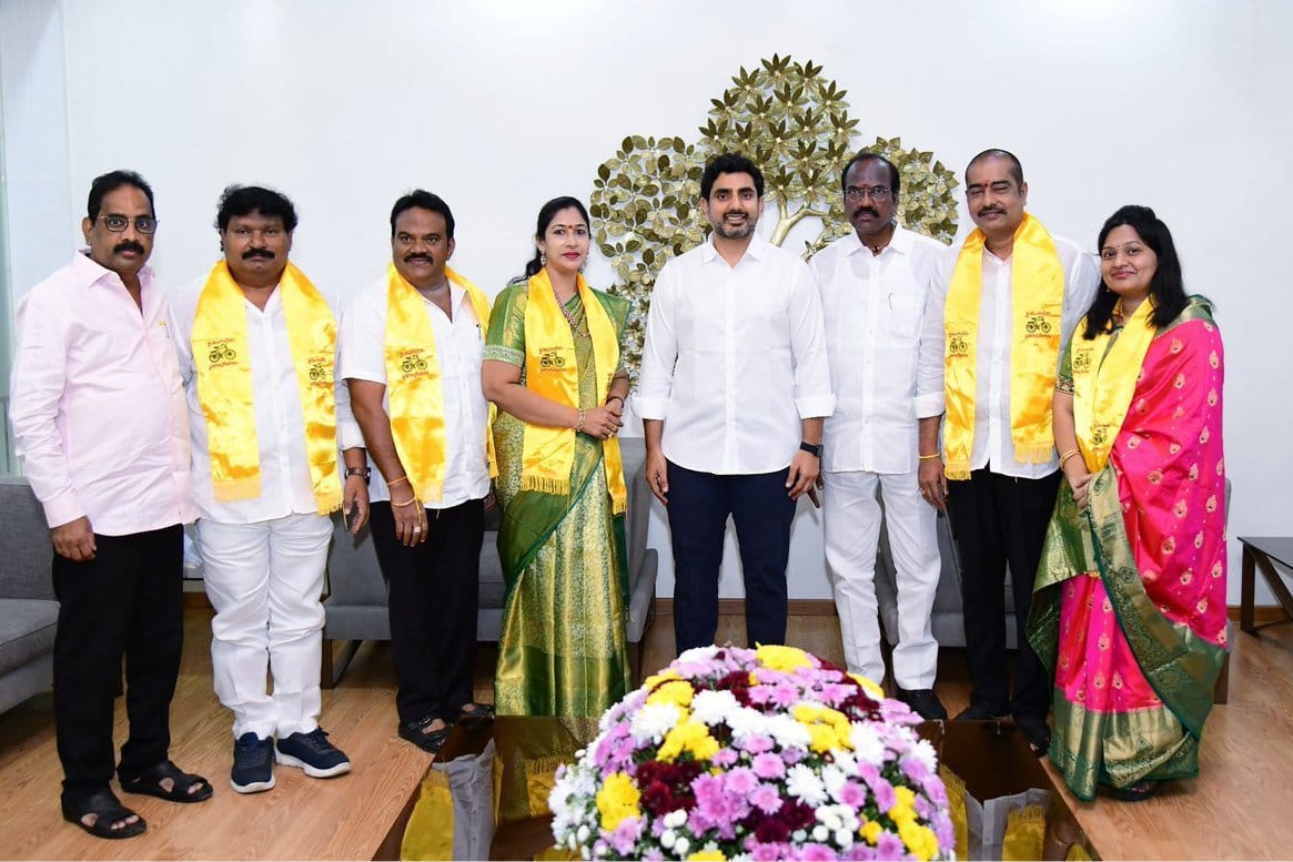 Eluru Mayor quits YSRCP, rejoins TDP