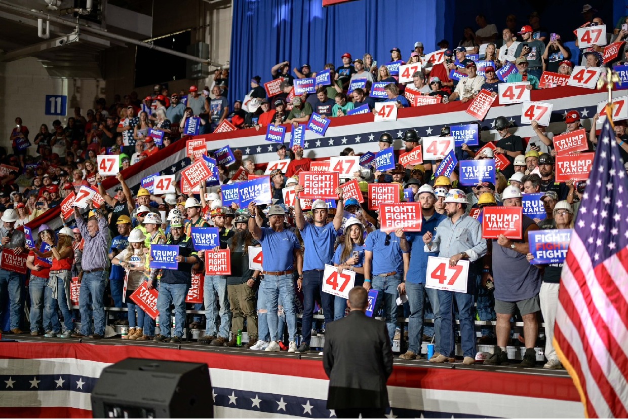 Slipping in polls, Trump revisits Harris’ radical past at Pennsylvania rally