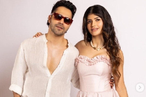 Varun Dhawan welcomes niece Anjini in the world movies