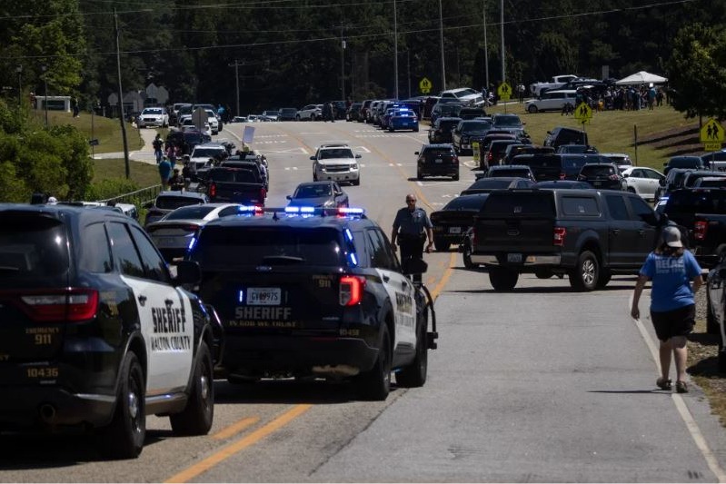 14-yr-old boy charged with murder in US school shooting