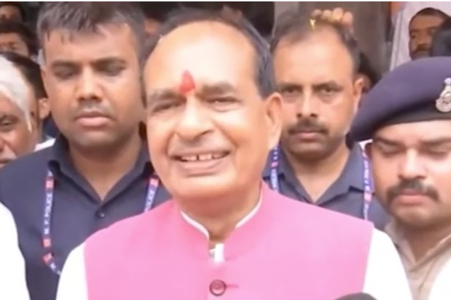 Rahul Gandhi tarnishing India's image abroad, this is treason: Shivraj