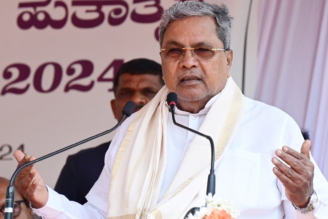 Siddaramaiah invites eight CMs to discuss unfair devolution of taxes