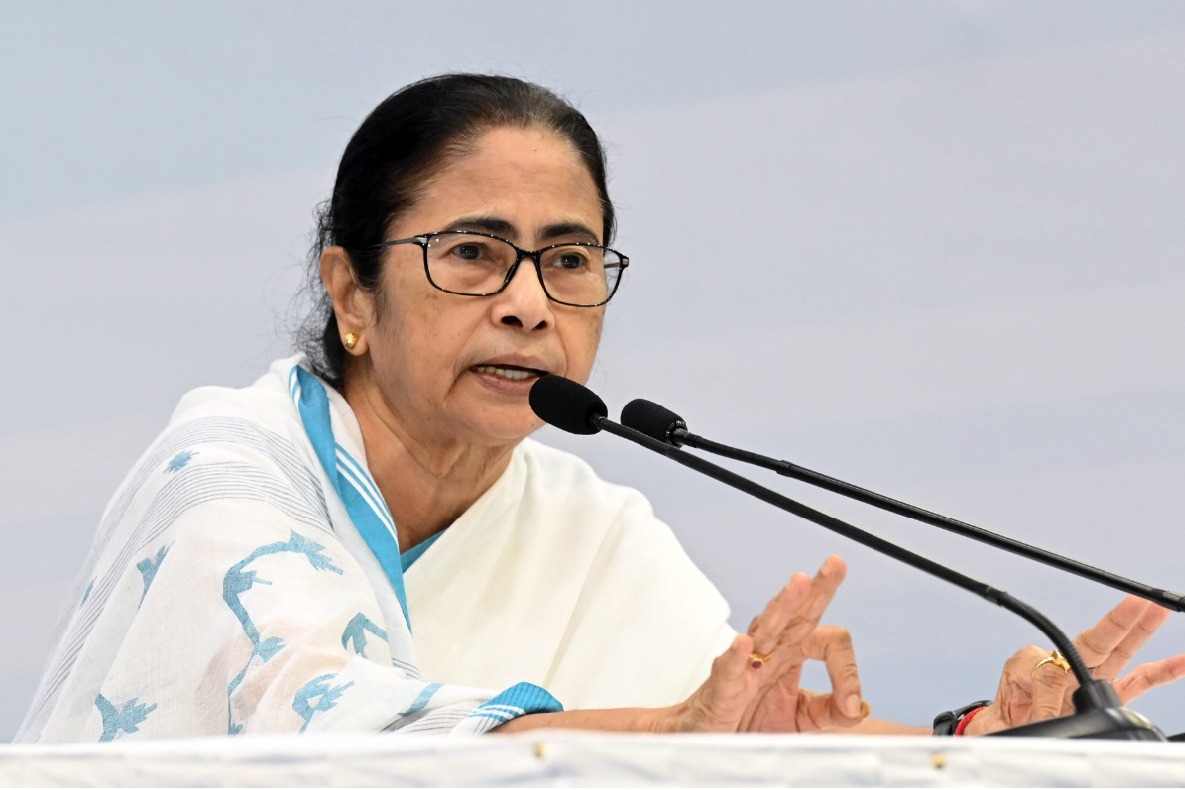 'Ready to step down', says Mamata amid deadlock in talks with junior doctors