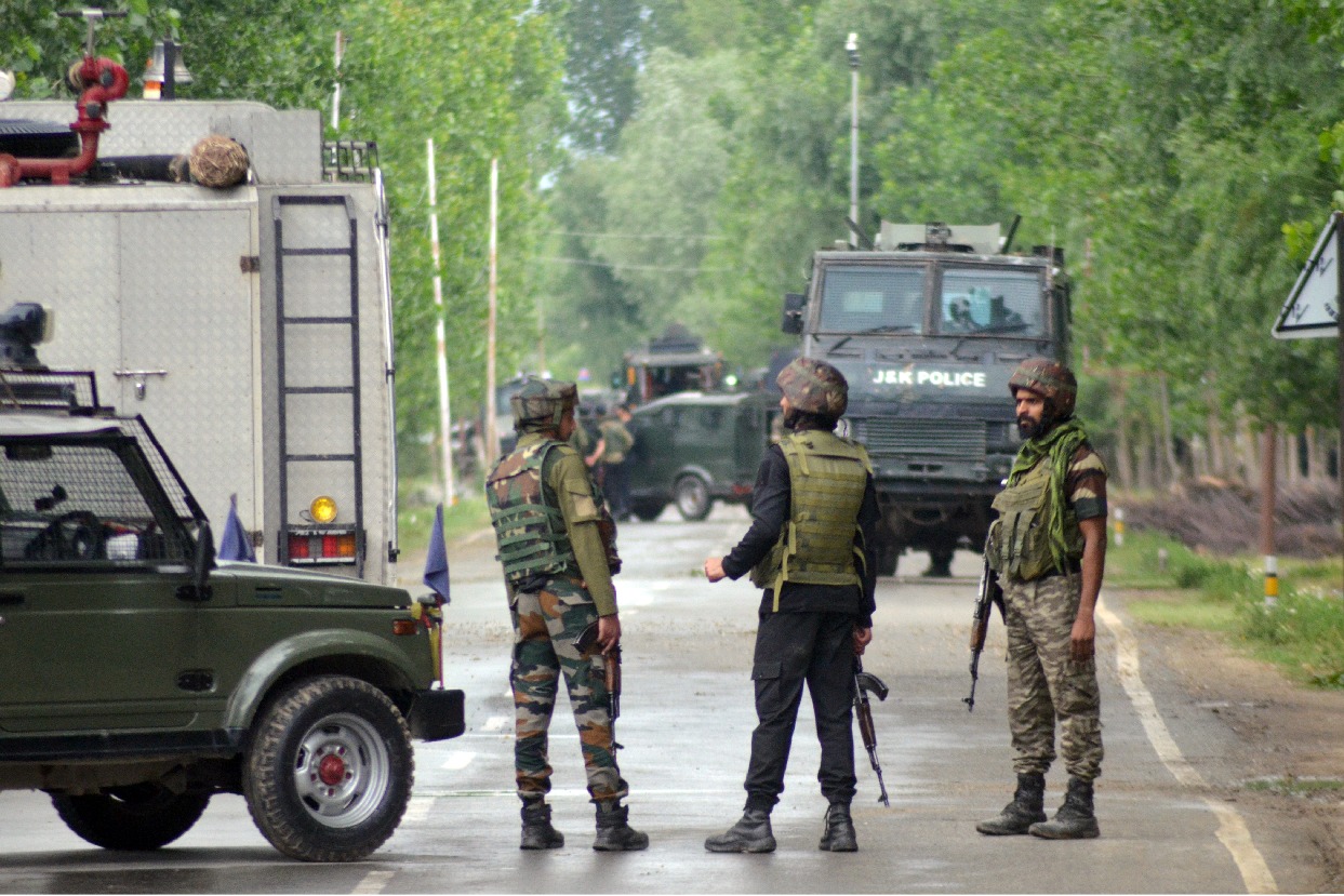 Three terrorists killed in J&K’s Baramulla encounter (Ld)