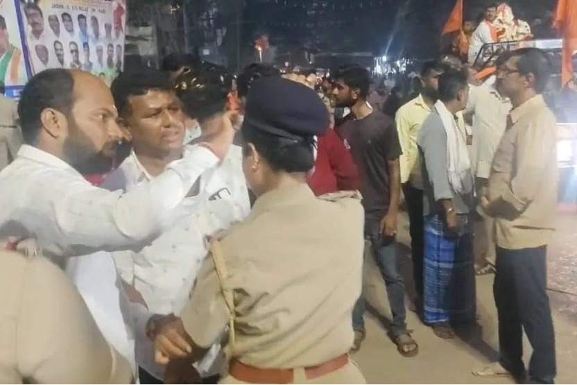 Tension prevails in K'taka’s Davanagere after stones pelted during Ganpati procession