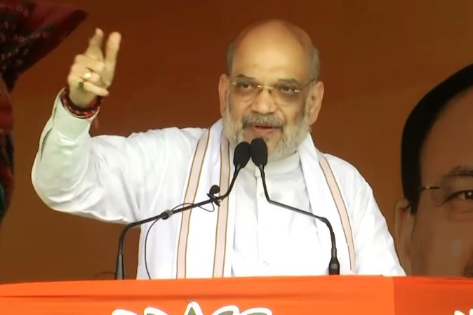 'Goli' from Pakistan will be replied with 'Gola', says Amit Shah