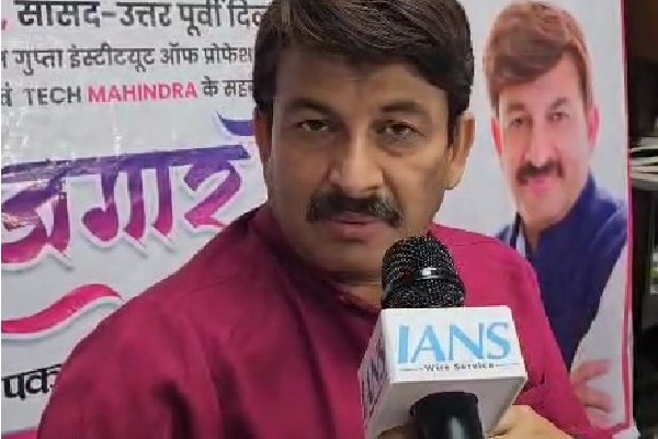 Manoj Tiwari blasts Atishi for comparing Kejriwal to Lord Ram, empty chair 'stunt'