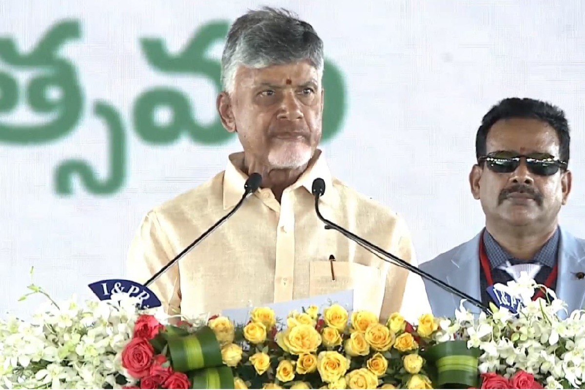 Andhra CM Chandrababu Naidu condemns burning of temple chariot