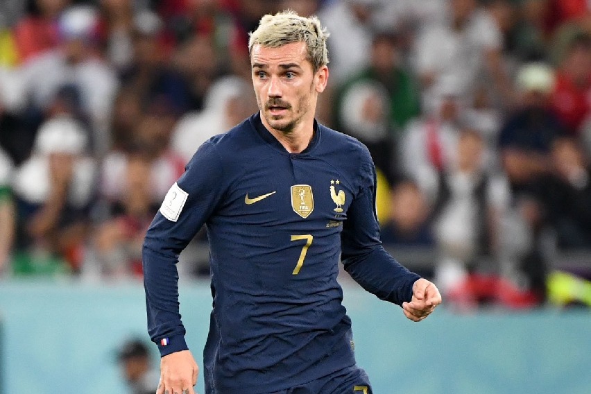 France's Antoine Griezmann announces retirement from international football