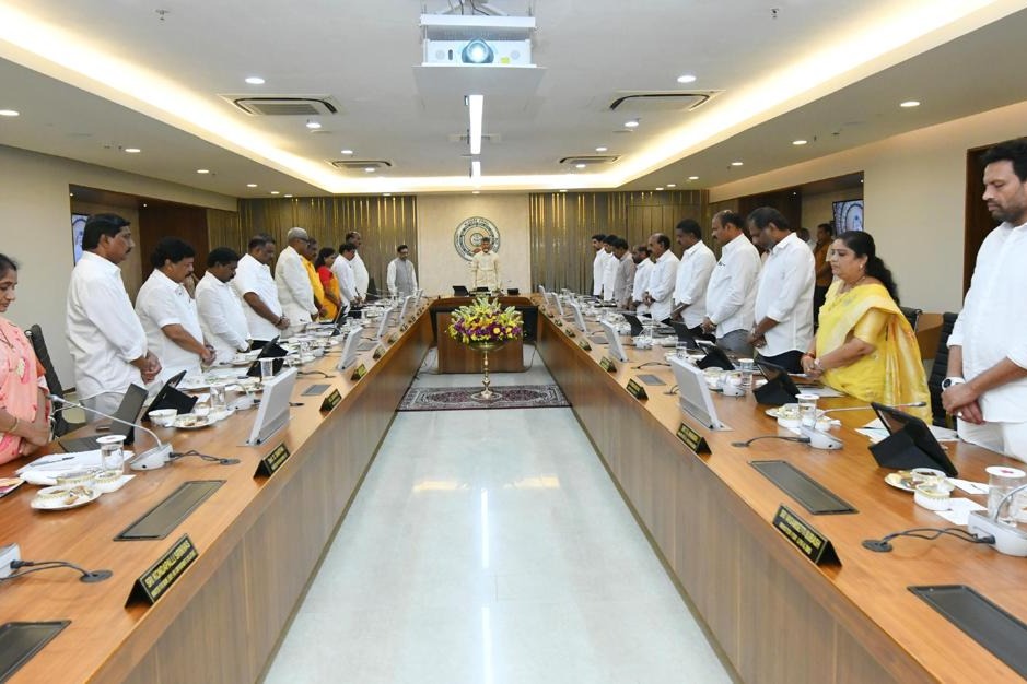 Andhra Pradesh Cabinet condoles Ratan Tata's demise